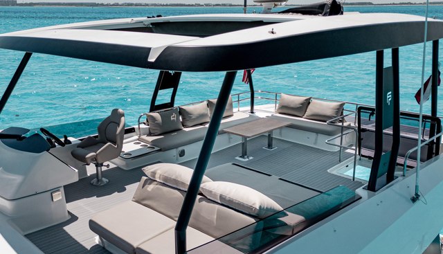 Libert'e yacht for sale 10