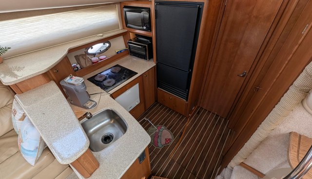 Anna Leeza yacht for sale 19