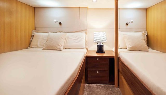 AYSHA yacht for sale 25