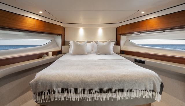 AMUSSAY yacht for sale 14