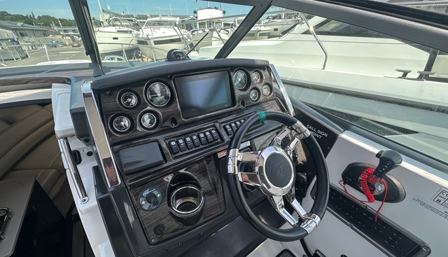 Sea Fin yacht for sale 14