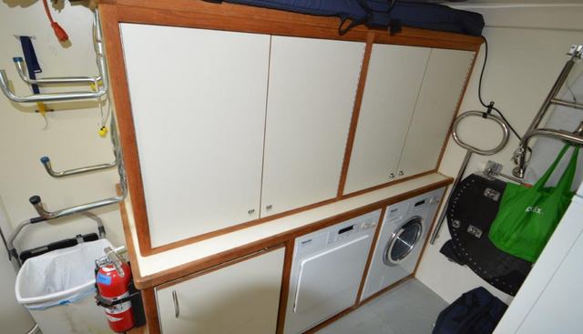 SLAINTE III yacht for sale 29