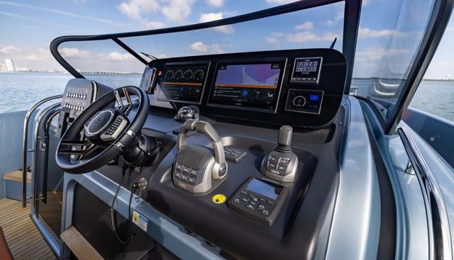 Bella yacht for sale 52