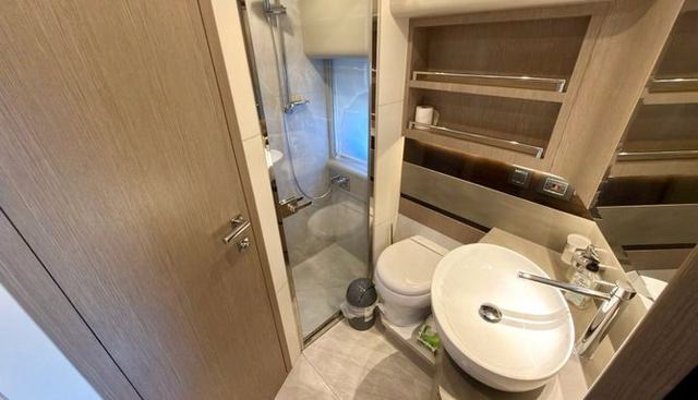 EMERALD yacht for sale 30