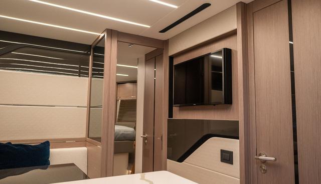 LA RUBIA yacht for sale 34