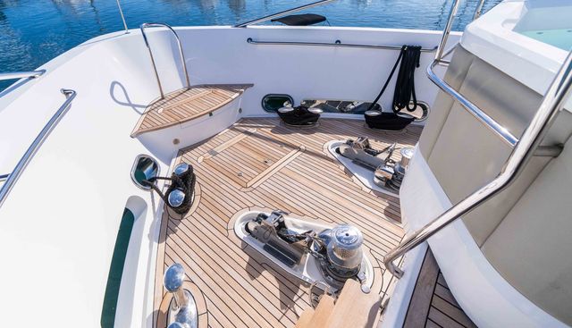 KING POWER yacht for sale 15