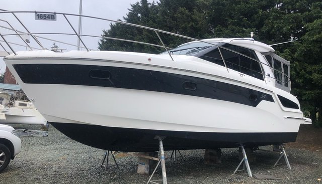 Mac II yacht for sale 22