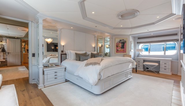 MOSAIQUE yacht for sale 9