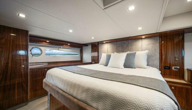 MISS SIP yacht for sale 38