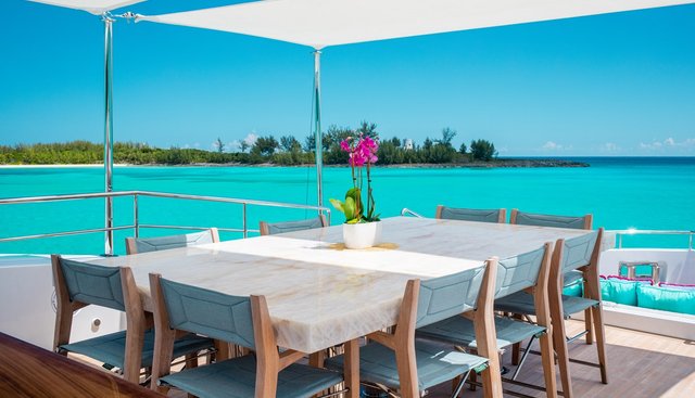 Curfew II yacht for sale 27