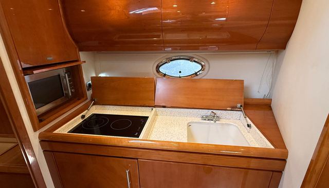 AS40 yacht for sale 24