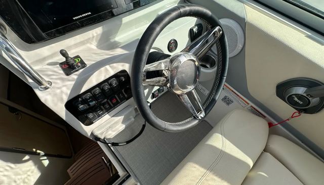 noname yacht for sale 4