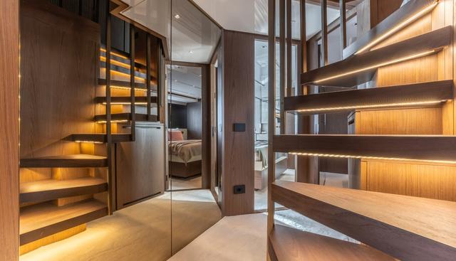 ICE OF LONDON yacht for sale 24