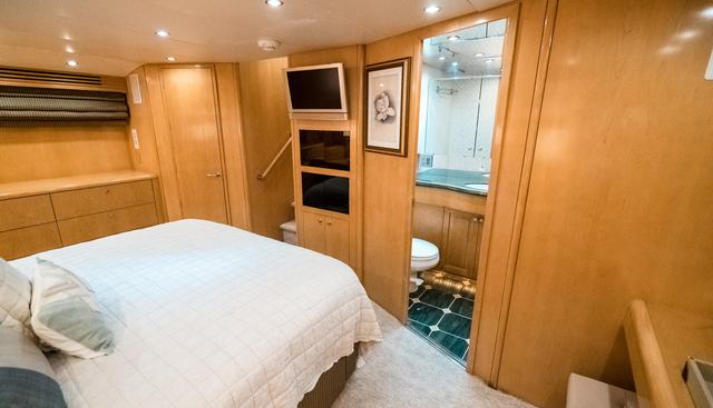 Sea Dancer yacht for sale 27