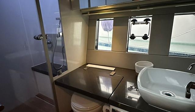 FAIRLINE TARGA 50 GT yacht for sale 25