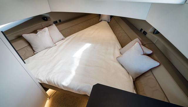 Robin's Nest yacht for sale 265