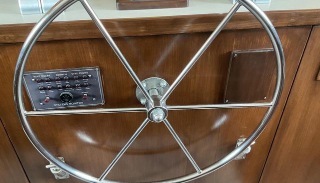 Reflections yacht for sale 28