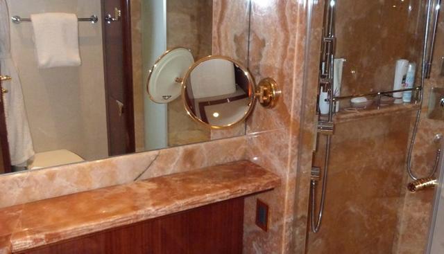 REMY ROO yacht for sale 35