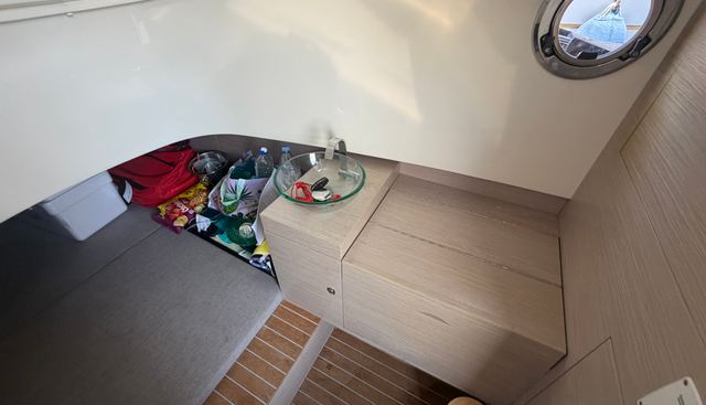 SERRA yacht for sale 12