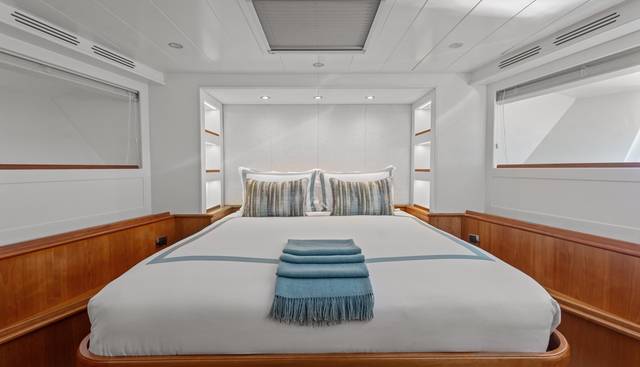 ARCHIPELAGO yacht for sale 18