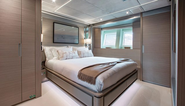 Emina yacht for sale 10