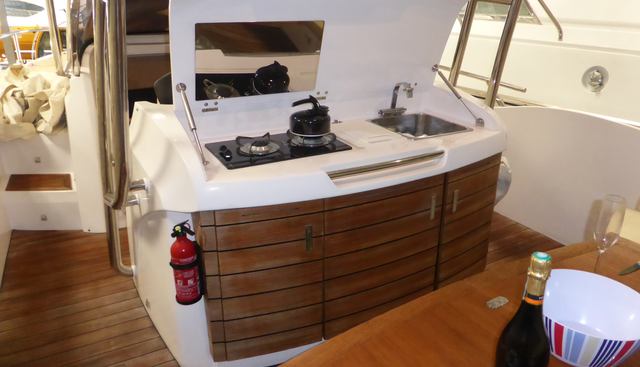 Hédoné IV yacht for sale 19