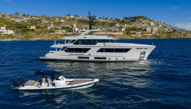 Stellamar yacht for sale 3