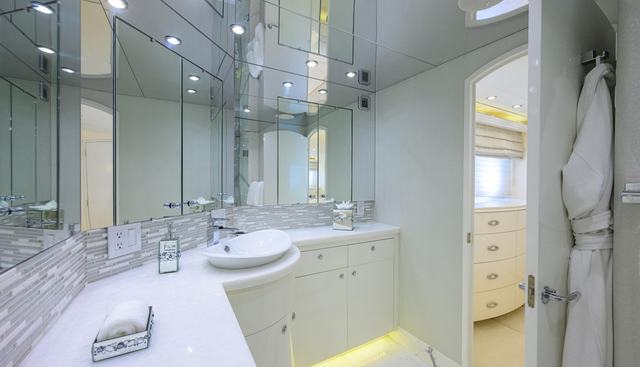 Monte Cristo yacht for sale 18