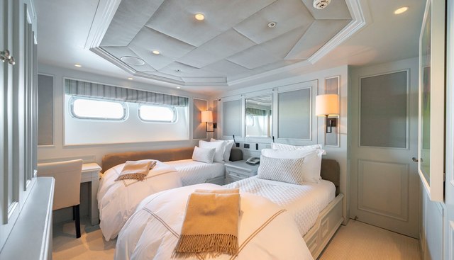 MOSAIQUE yacht for sale 20