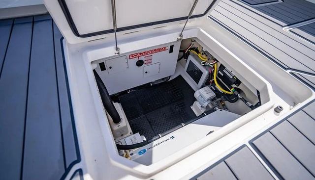 DREAM CHASER yacht for sale 33