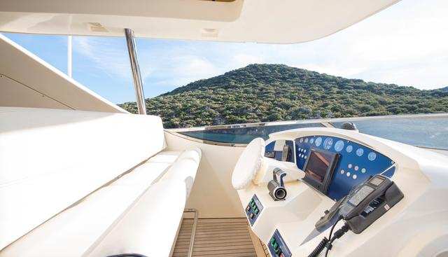 La Rubia yacht for sale 44