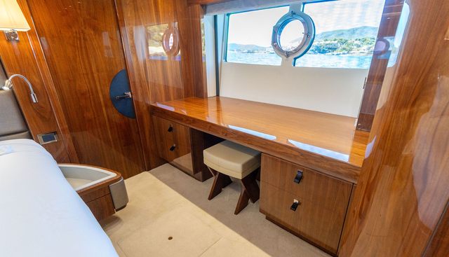 KALA yacht for sale 39
