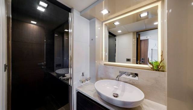 noname yacht for sale 15