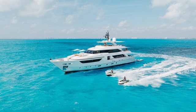 AMARA yacht for sale 37