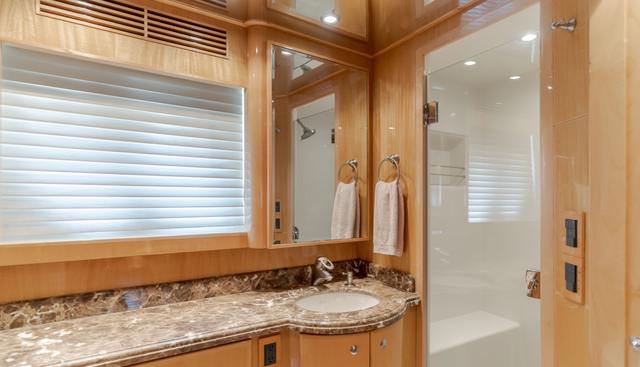 Seaquel yacht for sale 43