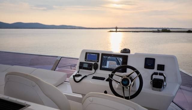 noname yacht for sale 14