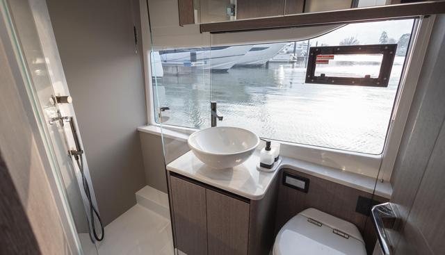 GN480FLY yacht for sale 29