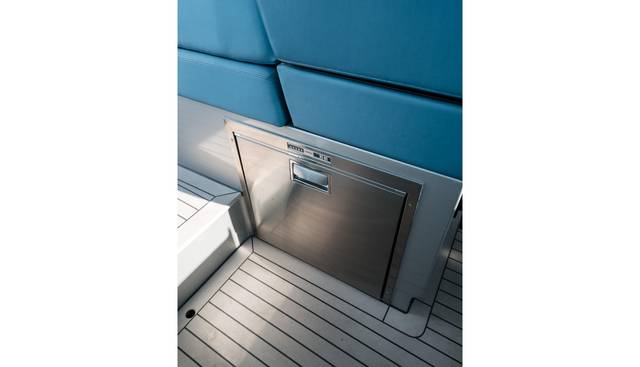 Robin's Nest yacht for sale 44