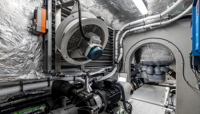 AURELIUS yacht for sale 37