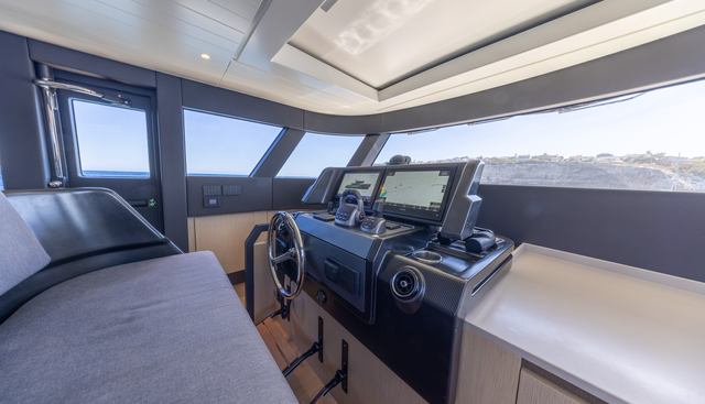 noname yacht for sale 10