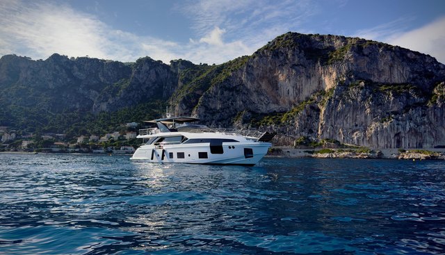 CHILLIN' yacht for sale 28