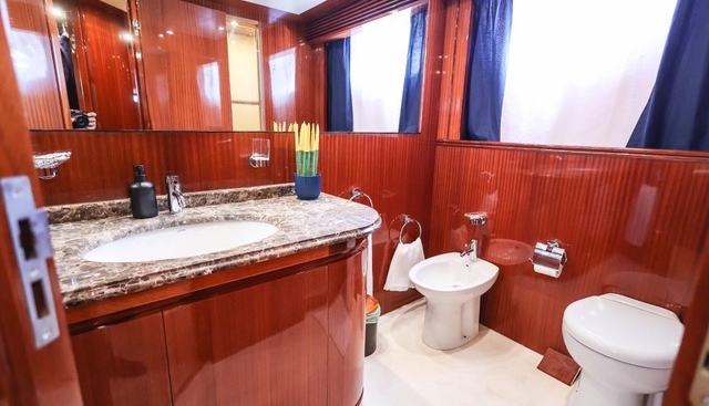 Eacos yacht for sale 18