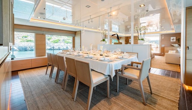 ZIA yacht for sale 22