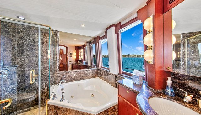 FANSEA yacht for sale 29