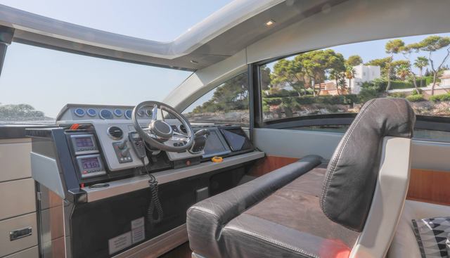 noname yacht for sale 34