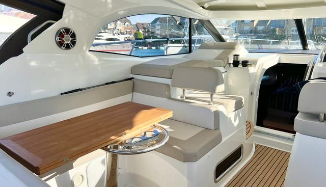 Essential Too yacht for sale 8