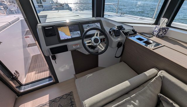 Hamlet yacht for sale 83