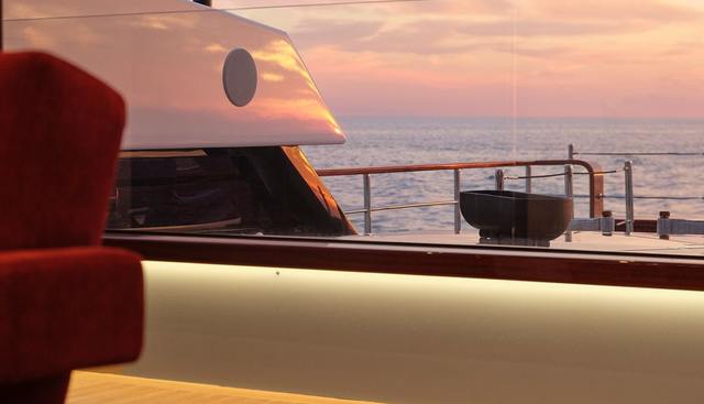 PICCHIOTTI 24 yacht for sale 23