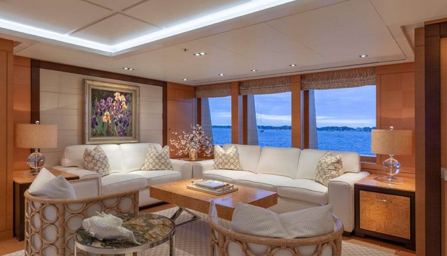 Bella Vita yacht for sale 28