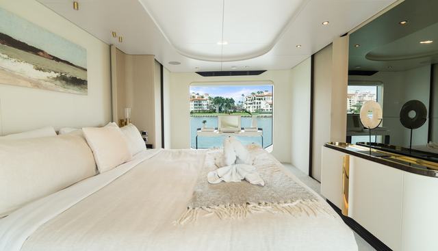 Freedome yacht for sale 12